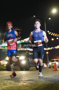 Runner Photo 4396143