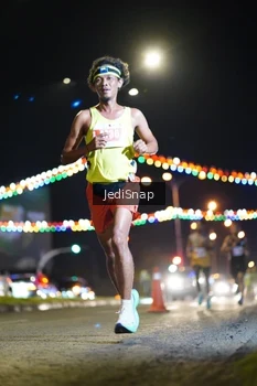Runner Photo 4396197