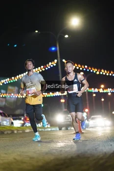 Runner Photo 4396233