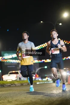 Runner Photo 4396234