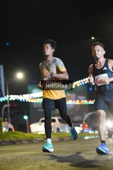 Runner Photo 4396241