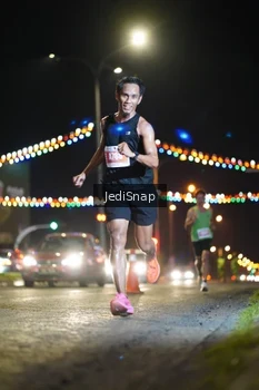 Runner Photo 4396309