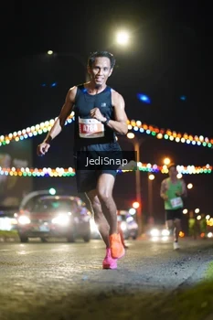 Runner Photo 4396316