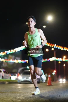 Runner Photo 4396354