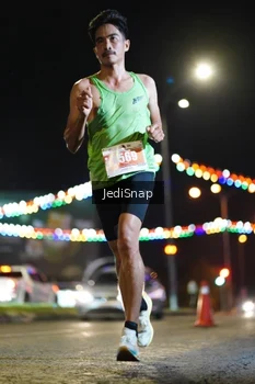 Runner Photo 4396359