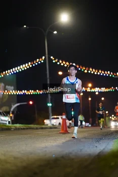 Runner Photo 4396380