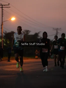Runner Photo 4396410