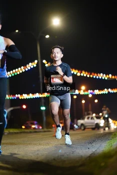 Runner Photo 4396505