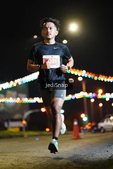 Runner Photo 4396518