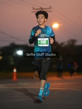 Runner Photo 4396548