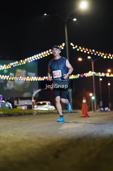 Runner Photo 4396557