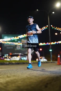 Runner Photo 4396571