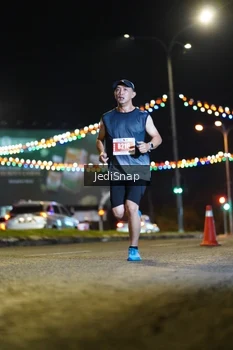 Runner Photo 4396575