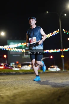 Runner Photo 4396579