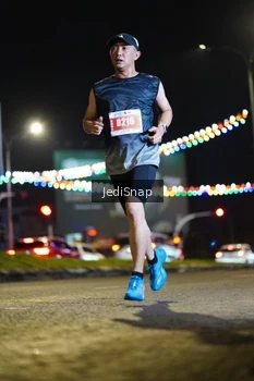 Runner Photo 4396585