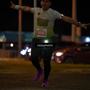 Runner Photo 4396602