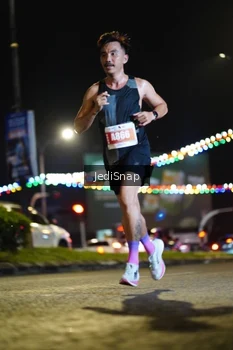 Runner Photo 4396647