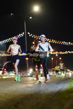 Runner Photo 4396690