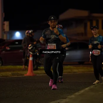 Runner Photo 4396695