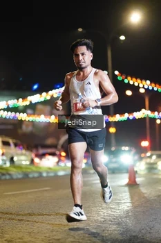 Runner Photo 4396740