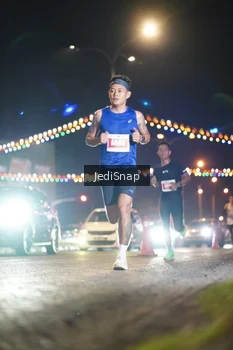 Runner Photo 4396768