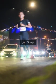 Runner Photo 4396776