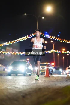 Runner Photo 4396793