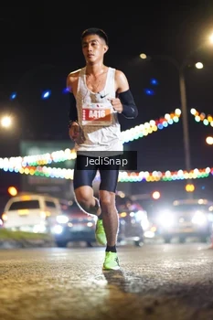 Runner Photo 4396810