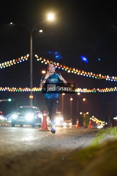 Runner Photo 4396833