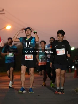 Runner Photo 4396874