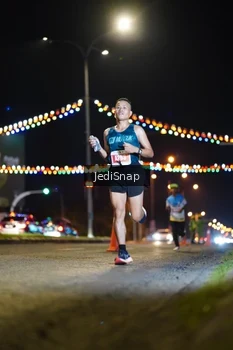 Runner Photo 4396884