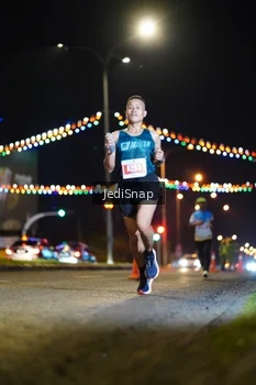 Runner Photo 4396893