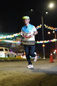 Runner Photo 4396935