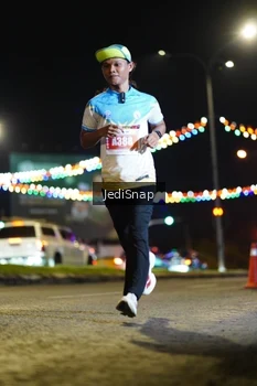 Runner Photo 4396937