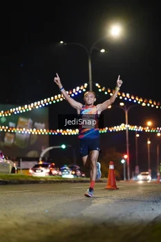 Runner Photo 4396950