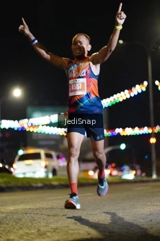 Runner Photo 4396971
