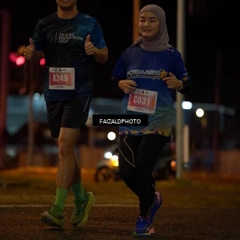 Runner Photo 4396974