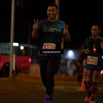 Runner Photo 4396976
