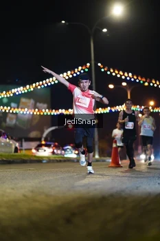 Runner Photo 4396995