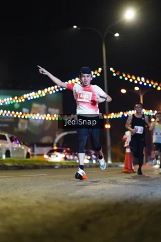 Runner Photo 4397000