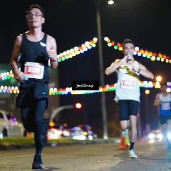 Runner Photo 4397036
