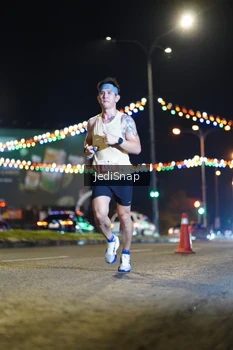 Runner Photo 4397128