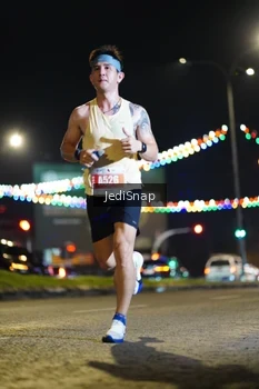 Runner Photo 4397129