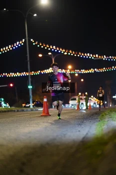 Runner Photo 4397135