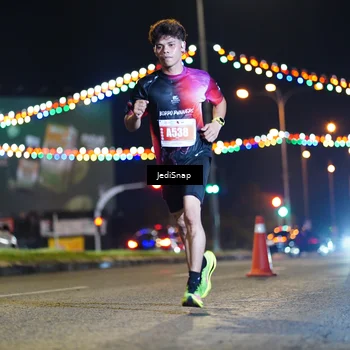 Runner Photo 4397161