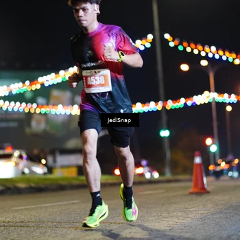 Runner Photo 4397168
