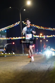 Runner Photo 4397348