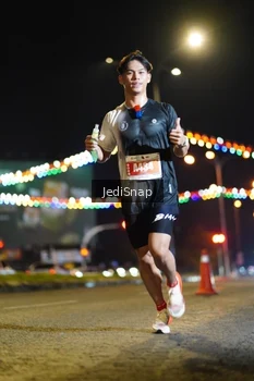Runner Photo 4397355