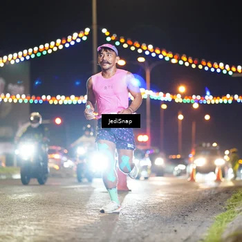 Runner Photo 4397421