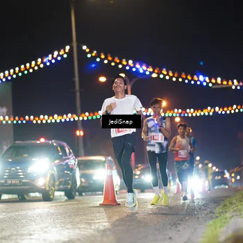 Runner Photo 4397504